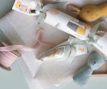 GIFT WRAP: Happy Day