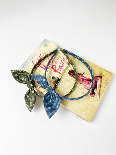 Side Bow Hairband, Needlework Green