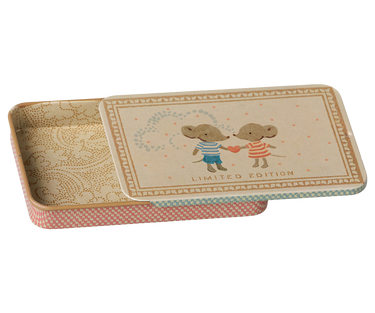 Metal Bow with Sliding Lid
