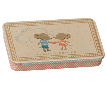 Metal Bow with Sliding Lid