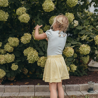 Beaufort Tee, Cornflower Blue Tulips