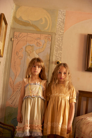 Lucinda Sundress, Cloud