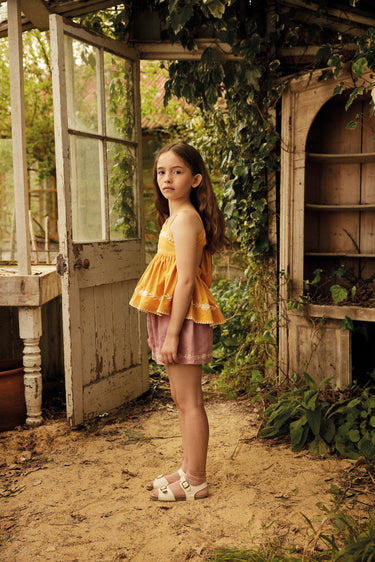 Magrit Suntop, Tangerine