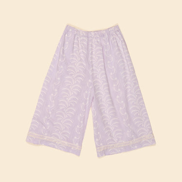 Millie Trouser, Wallflower